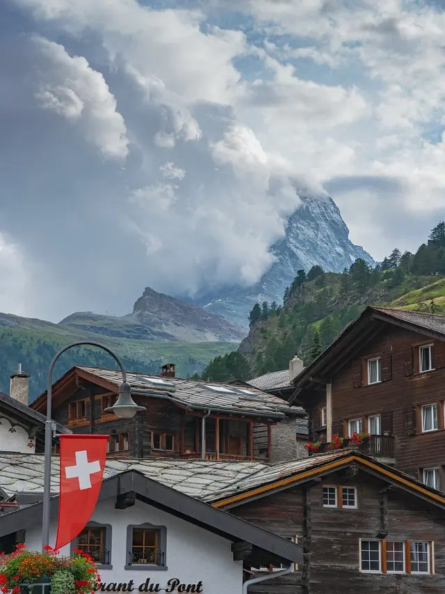 10 Best Places to Visit in Switzerland