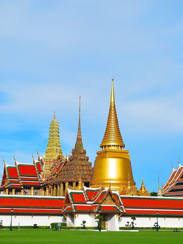 Top 10 places to visit in Bangkok